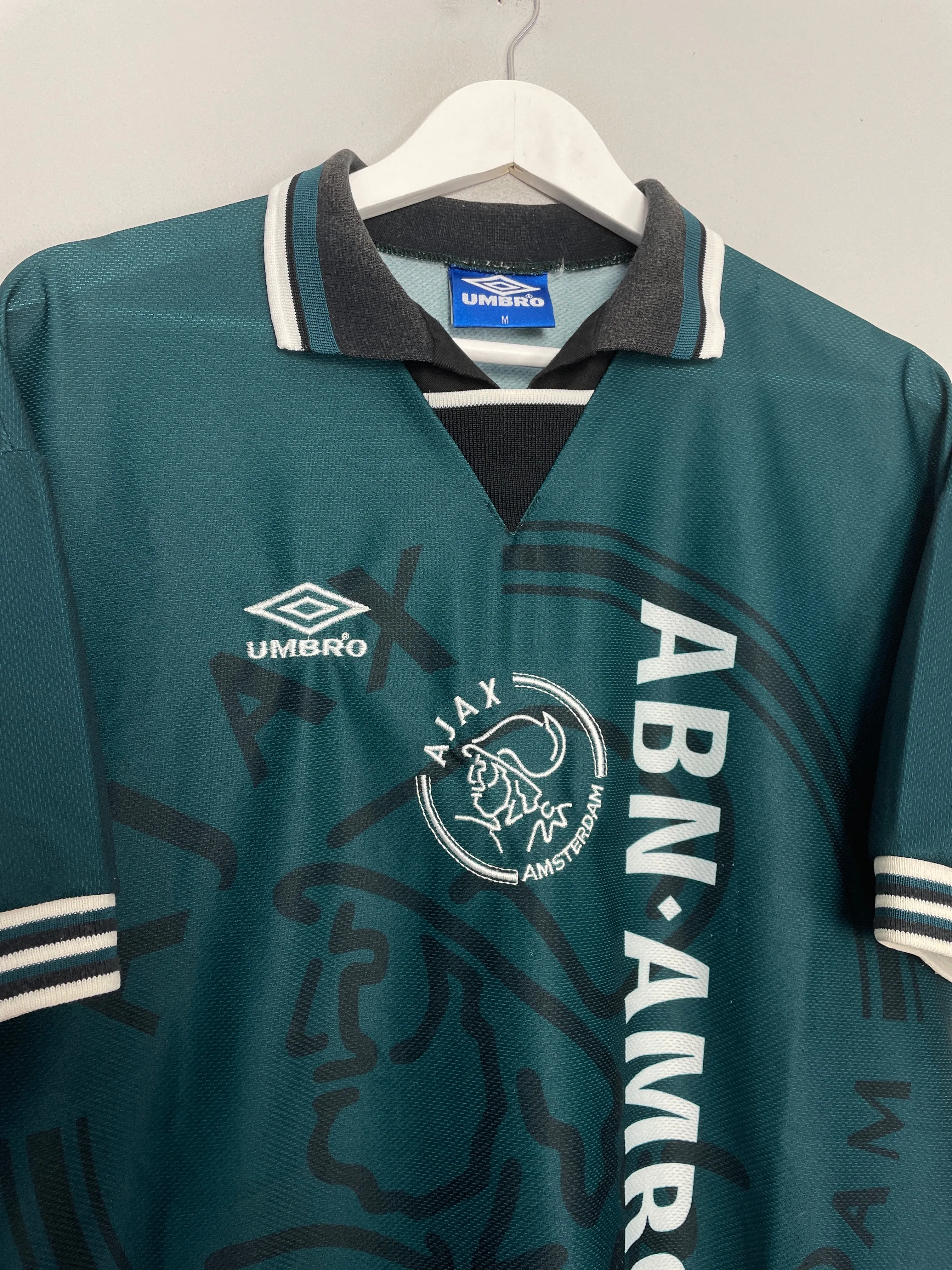 1995/96 AJAX AWAY SHIRT (M) UMBRO