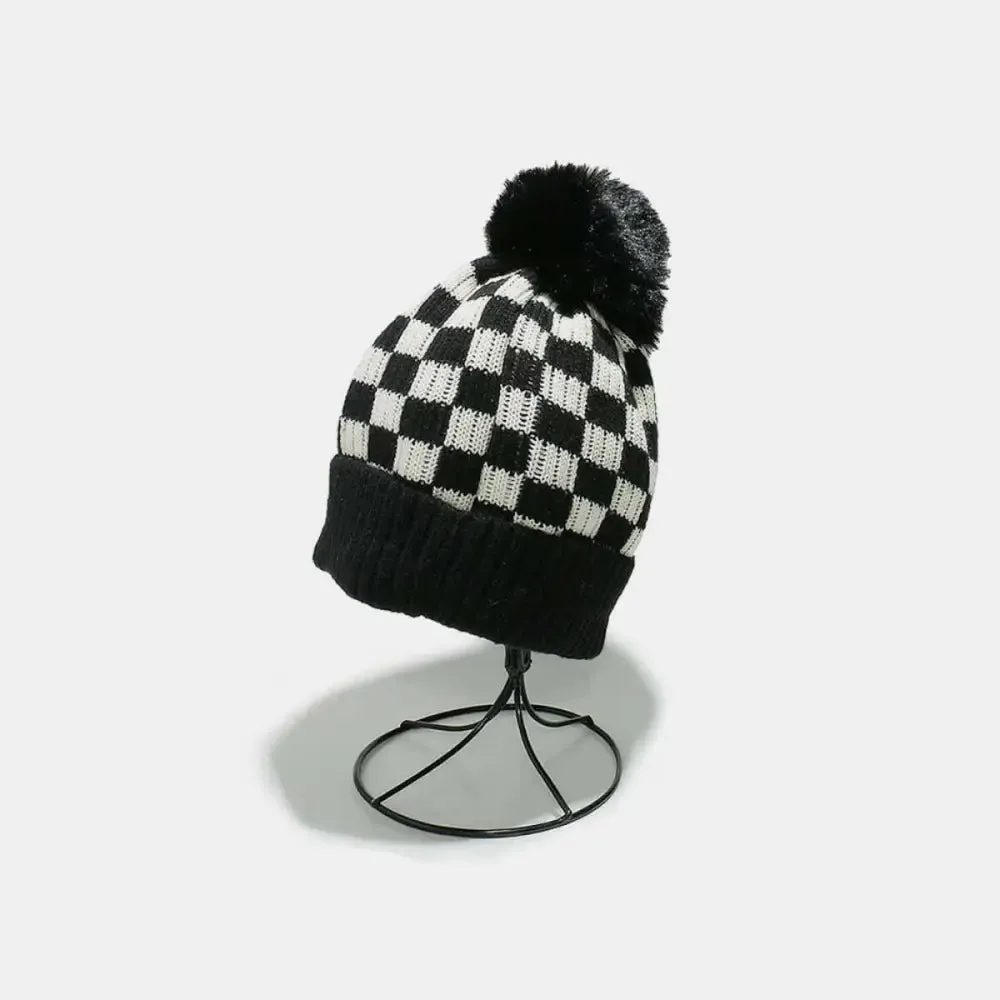 Chic Checkered Knit Hat Redefines Luxury Fashion for Women