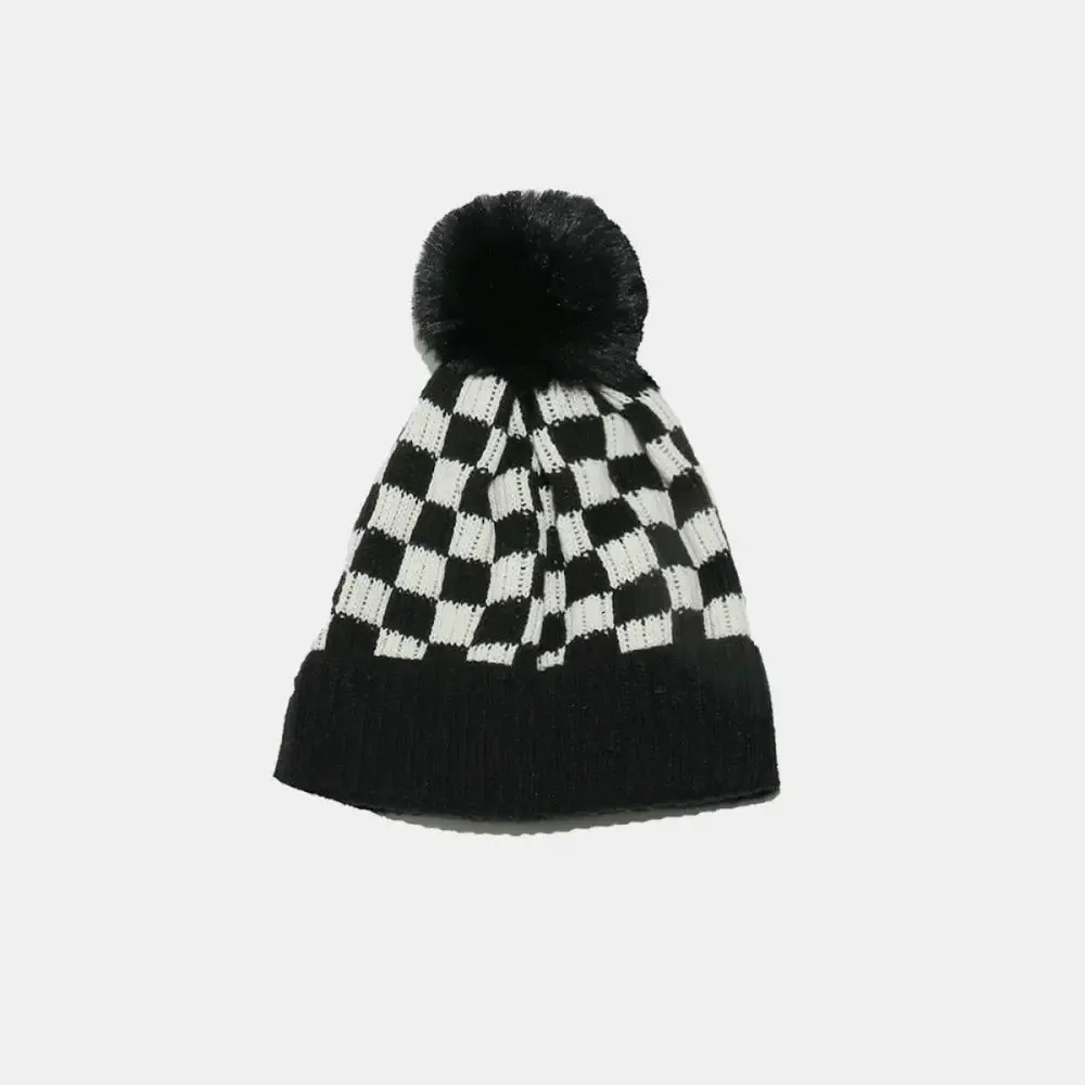 Chic Checkered Knit Hat Redefines Luxury Fashion for Women