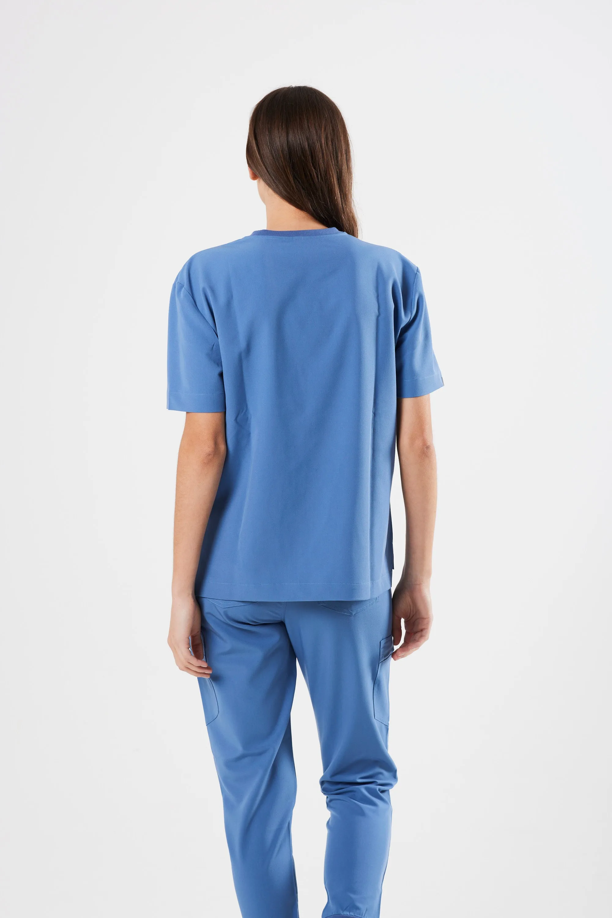 CLASSIC CREW NECK WOMEN'S SCRUB TOP (CEIL BLUE)