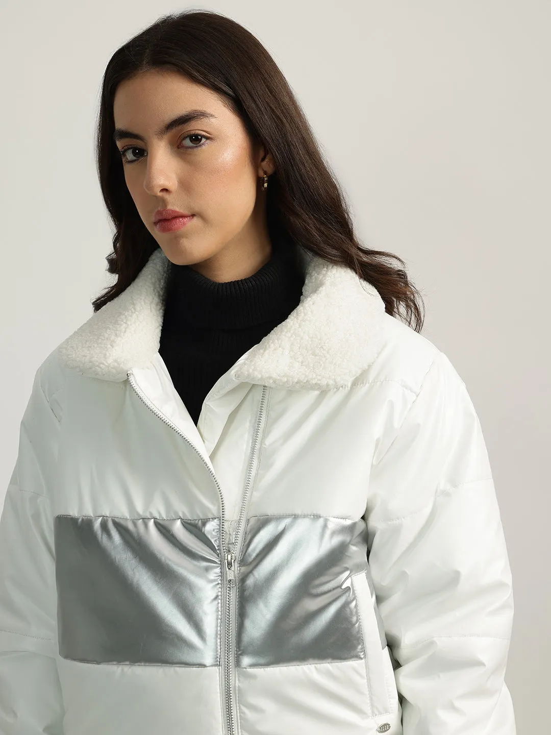 Elle Women White Color-Blocked Spread Collar Full Sleeves Puffer Jacket