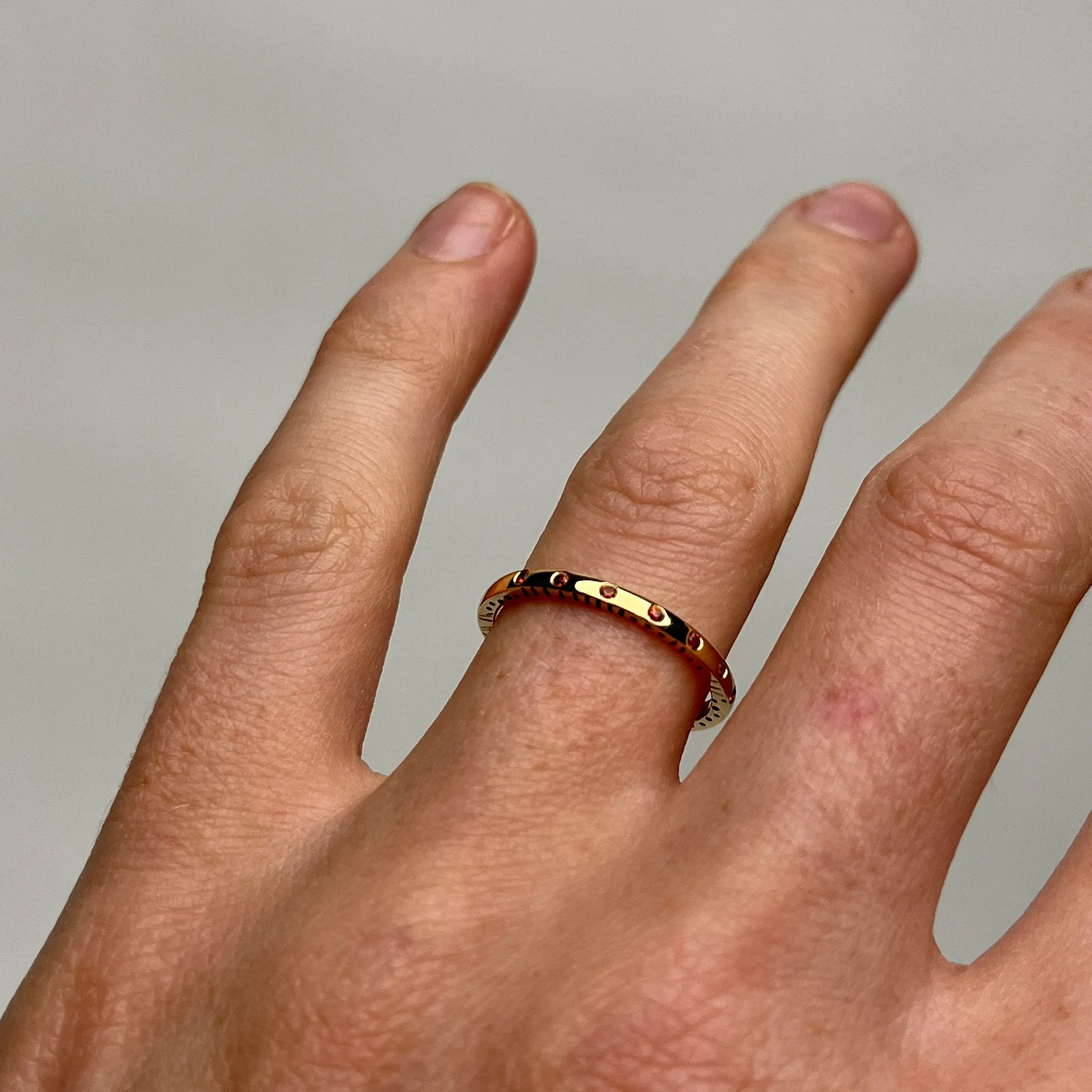 Pattern Ring with Garnets