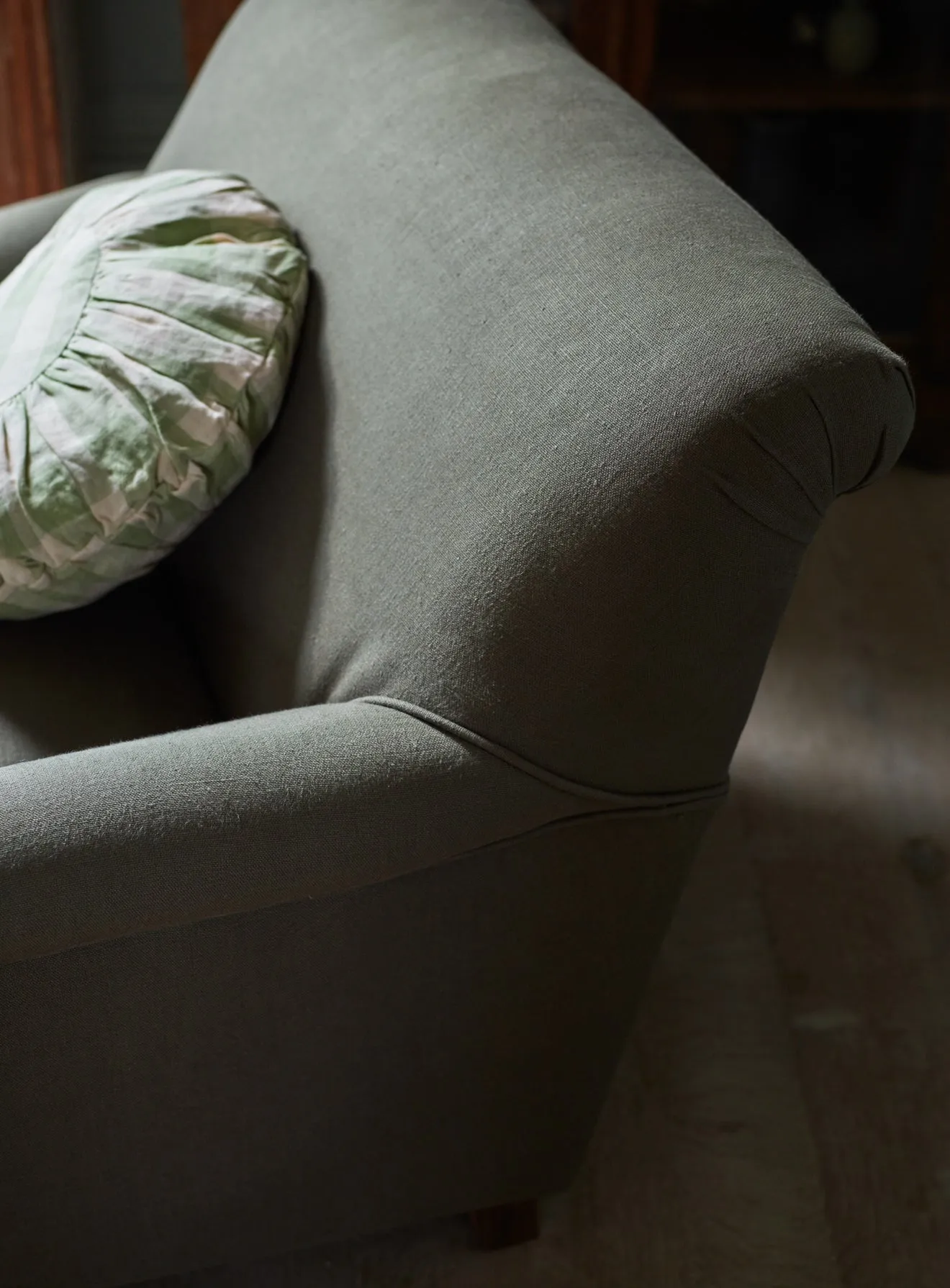 Remy Armchair, Moss Wool