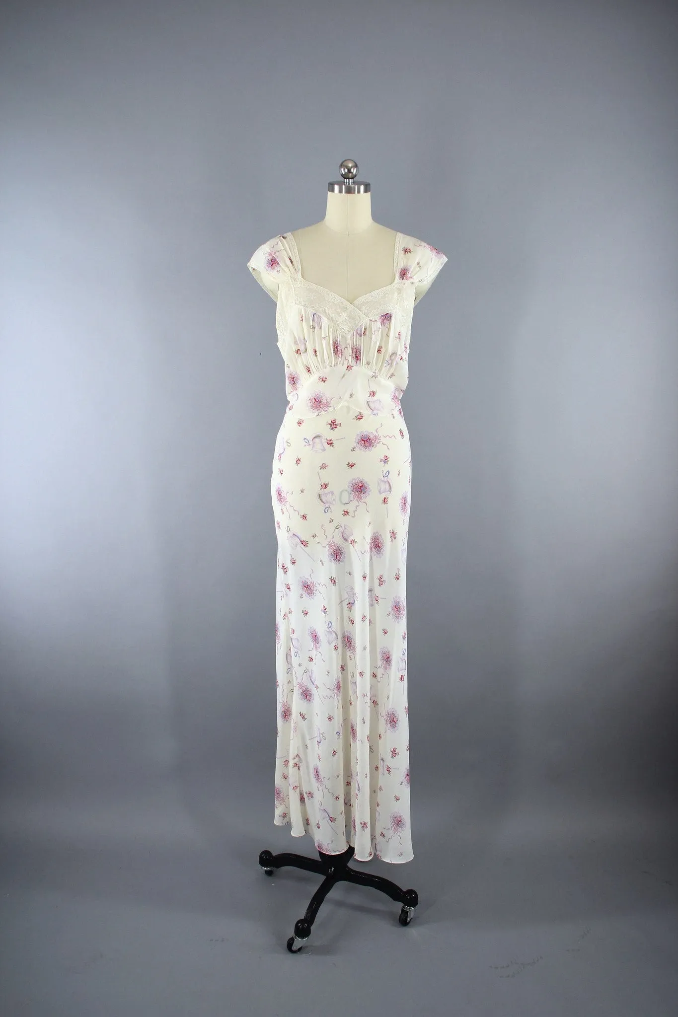 Vintage 1930s Nightgown Set / Wedding Novelty Print