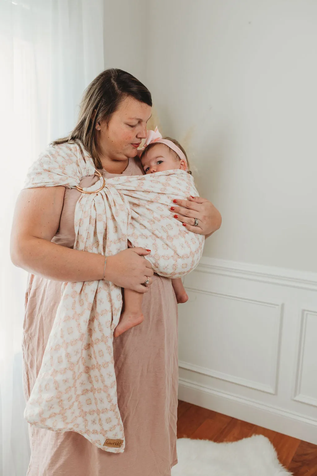 Vivian Rose Ring Sling